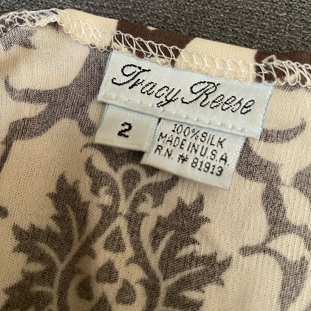 Mid sleeve patterned dress